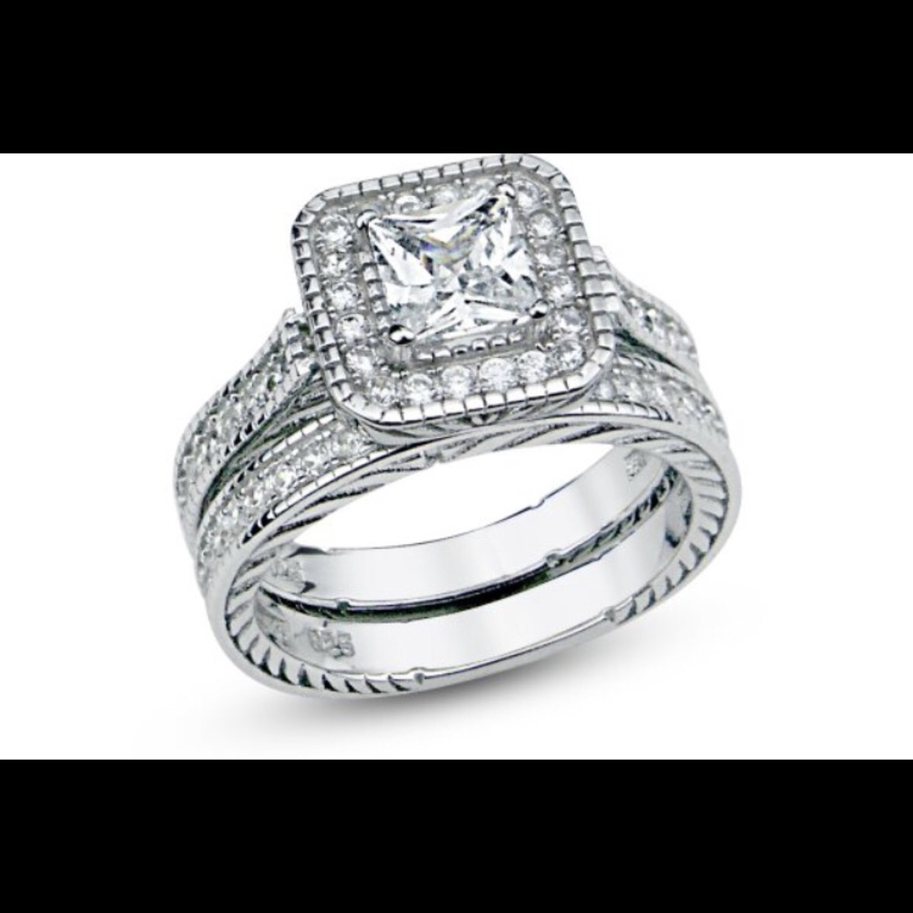 Beautiful Sterling silver wedding ring